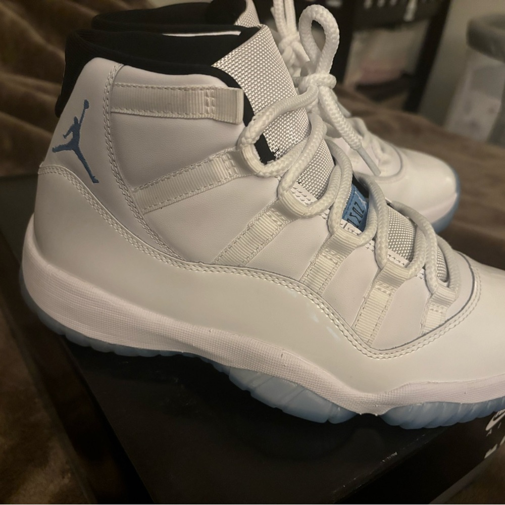 Jordan 11 Columbia/Legend Blue